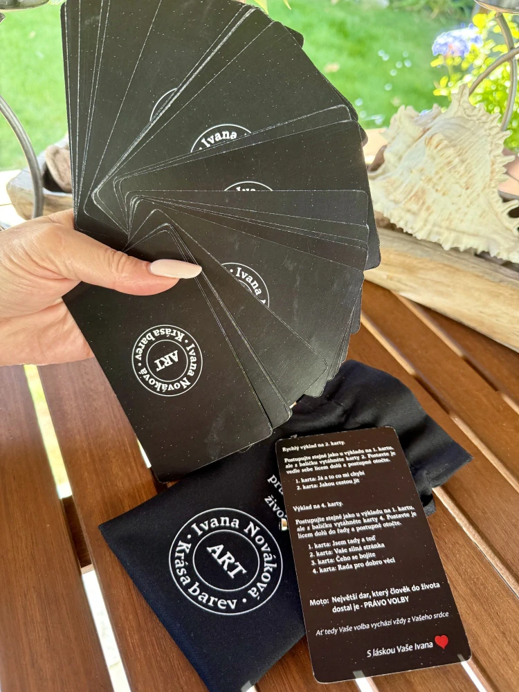 Andělské vykládací karty